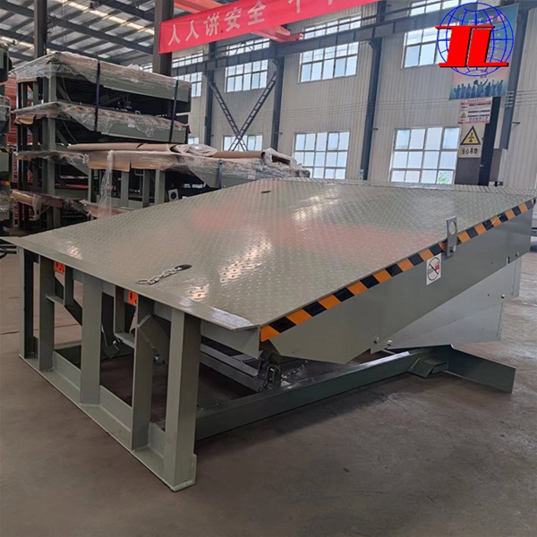 吉林物流登车桥