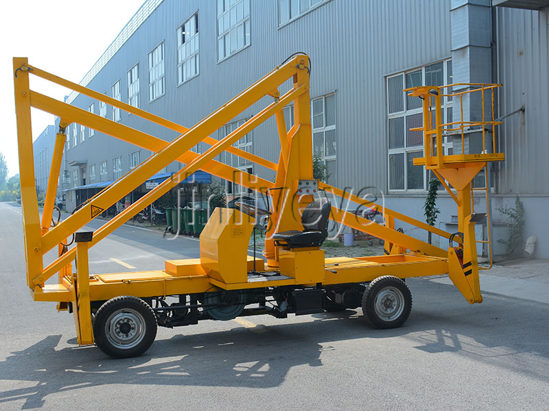 吉林折臂式高空作业车